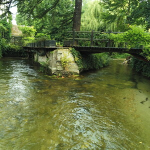Vue après travaux (de l'amont du seuil vers l'aval)